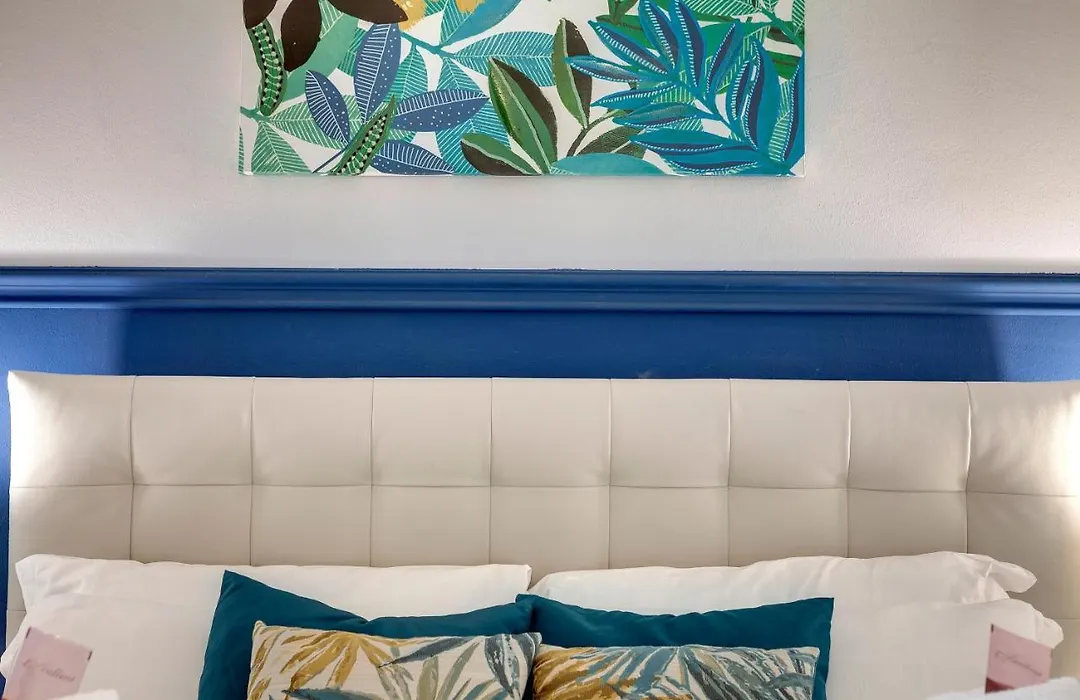 Corinne Apartment By Mamo Florence-1
