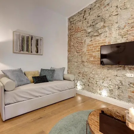 Corinne Apartment By Mamo Florence-2