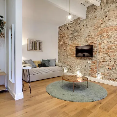 Corinne Apartment By Mamo Florence-3